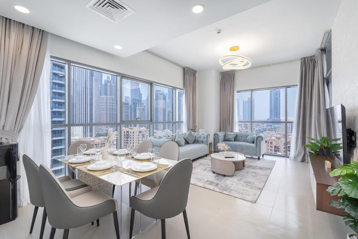 Cool 4-Bedroom Apartment With Burj Views At Bellevue Tower In Downtown Dubai Dış mekan fotoğraf