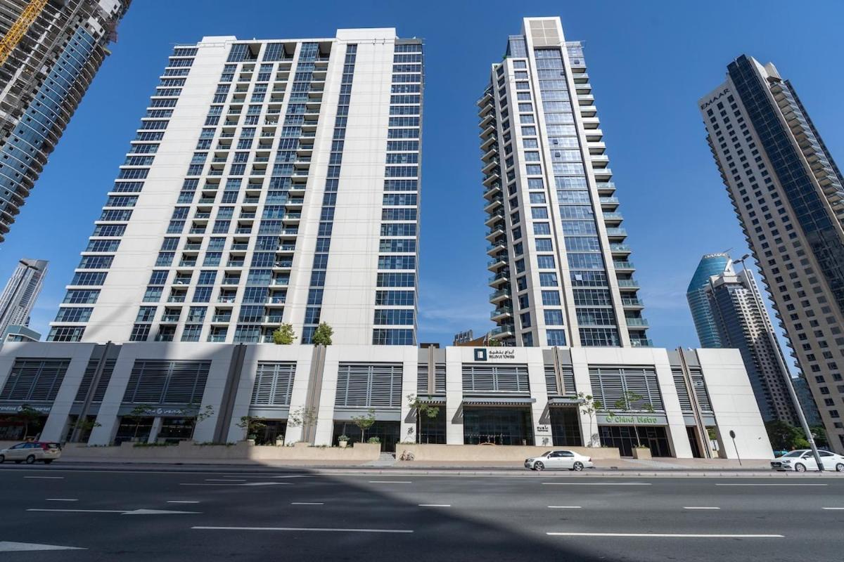 Cool 4-Bedroom Apartment With Burj Views At Bellevue Tower In Downtown Dubai Dış mekan fotoğraf